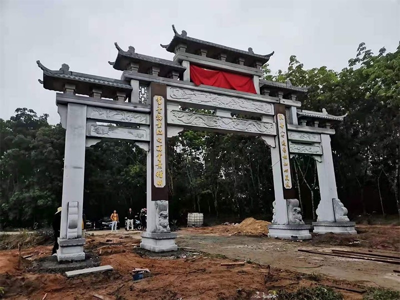 寺庙山门牌坊样式，寺庙石牌坊气势恢宏，雕刻精美