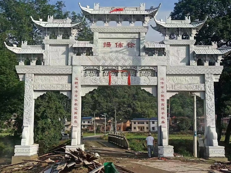 古建村口石牌坊,寺庙山门牌坊,青石牌坊手工雕刻造型美观